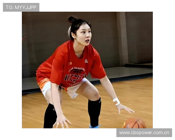 中国女篮24岁张茹闪耀赛场 工兵本色展现又美又能打魅力